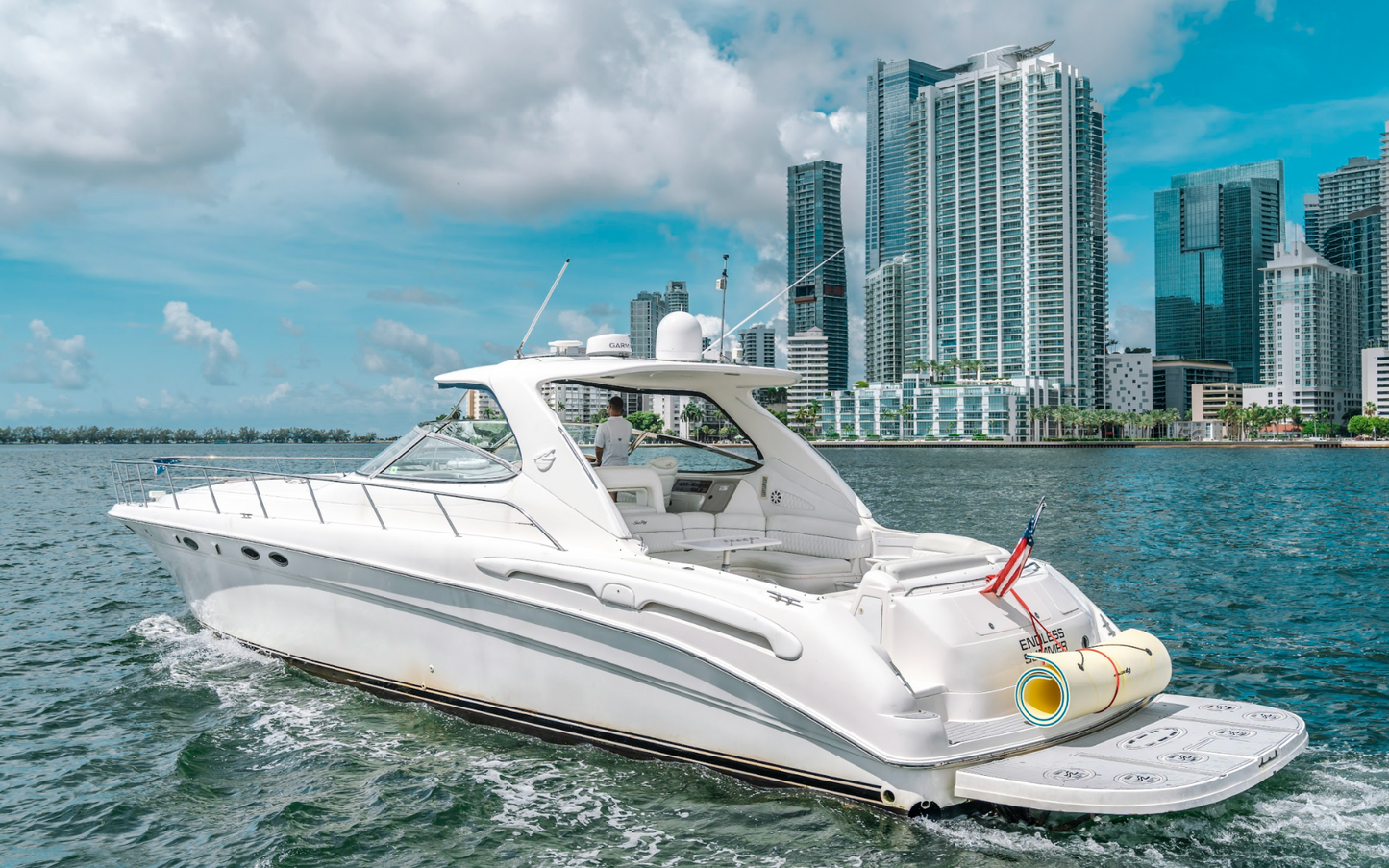 Yacht Experience | 60' Sea Ray